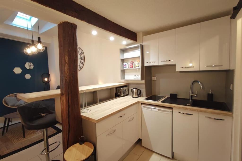 Apartament Appart Humels - Self Checkin - Ac Clim - Intra Muros - Wifi Awinion Zewnętrze zdjęcie